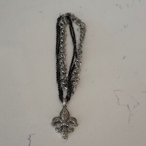 Elegant Silver and Black Fleur-de-Lis Pendant Necklace
